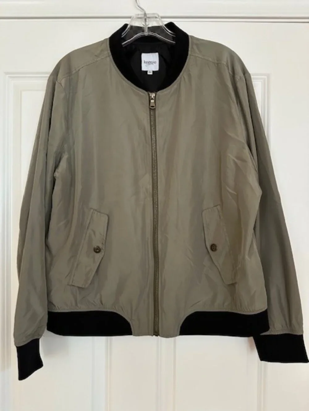 Kensie Classic Bomber Jacket in Army Green with Black Trim - size large - Picture 3 of 8